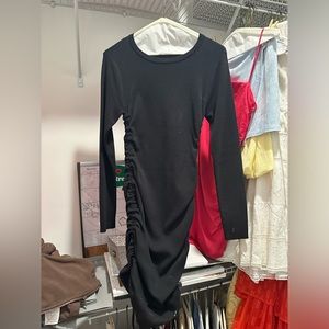 Black scrunch dress!! Never worn